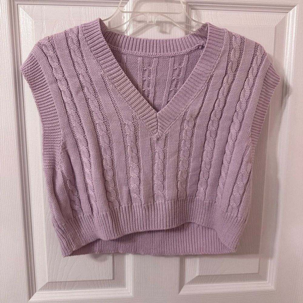 Lilac sweater vest